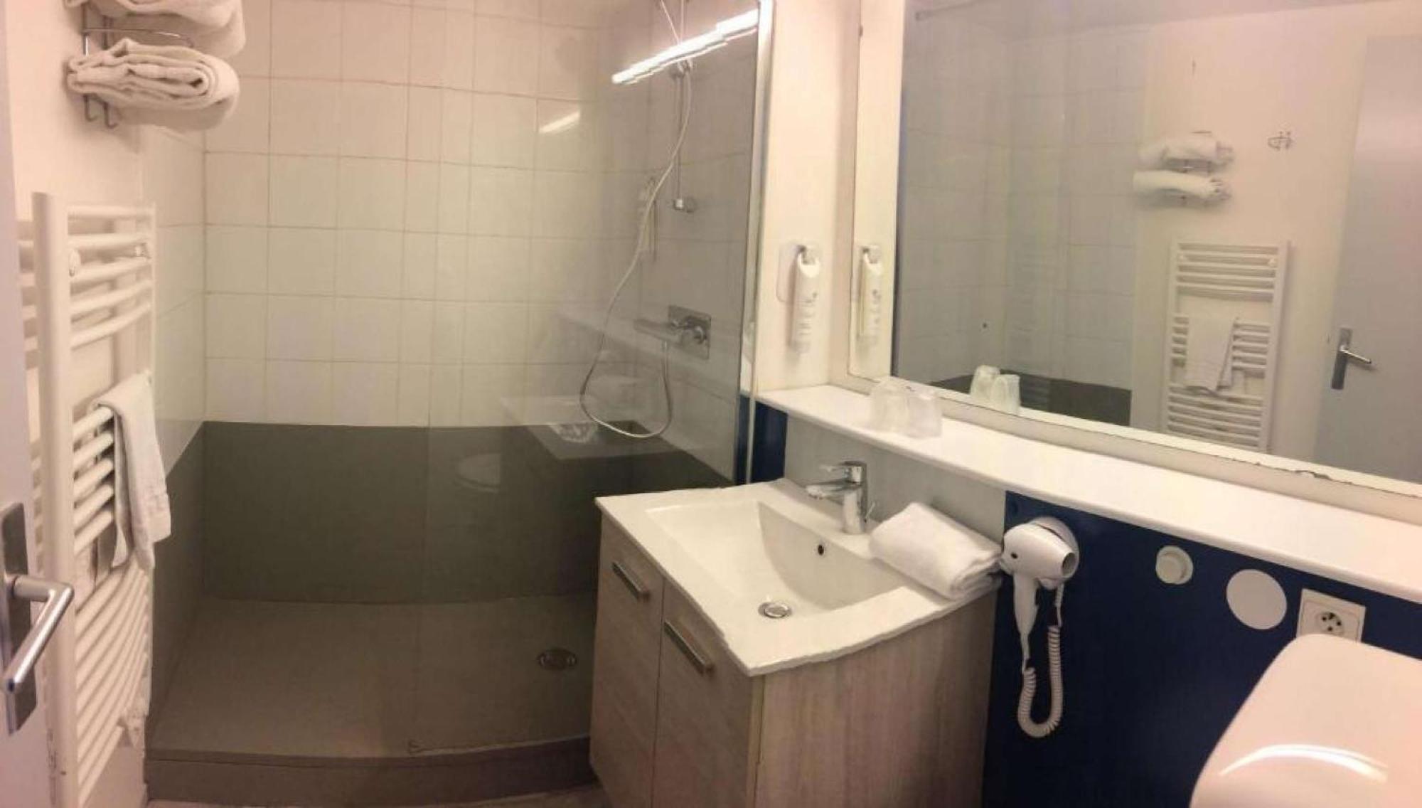 Brit Hotel Confort Morlaix Saint-Martin-des-Champs  외부 사진