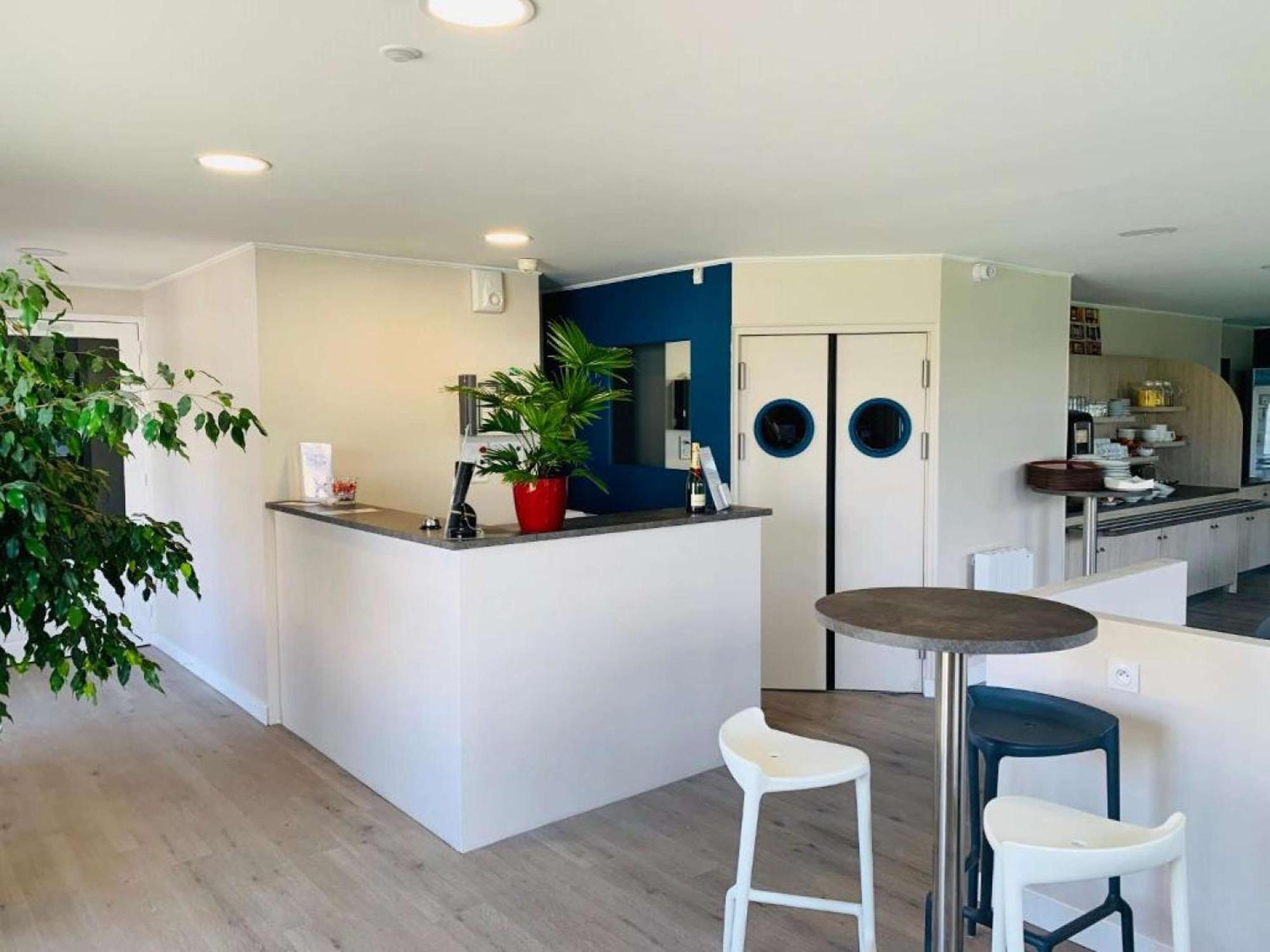 Brit Hotel Confort Morlaix Saint-Martin-des-Champs  외부 사진