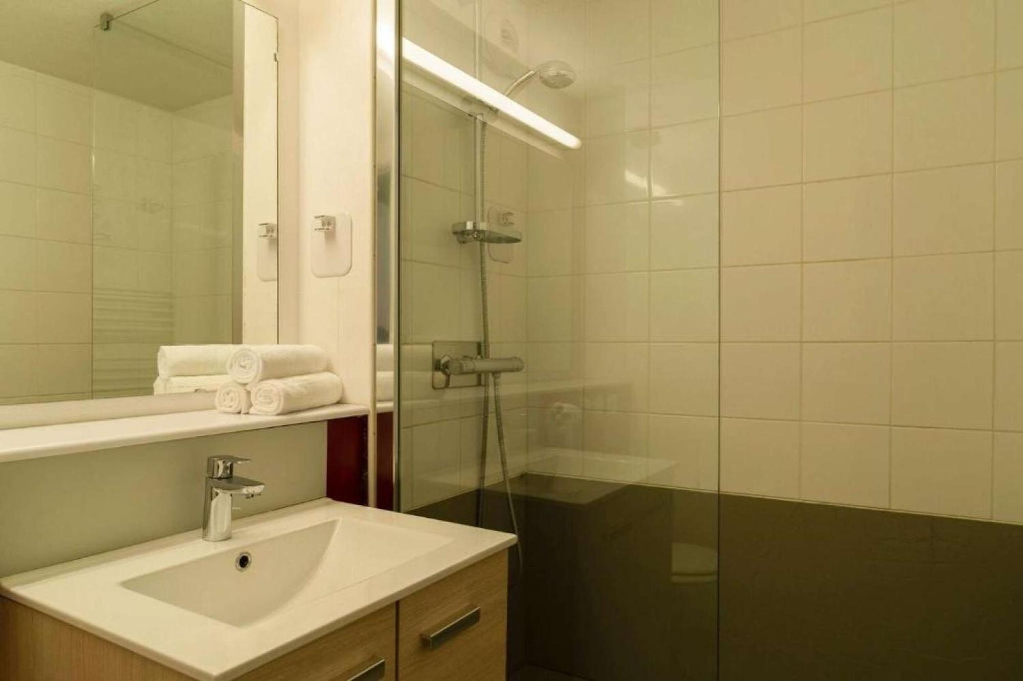 Brit Hotel Confort Morlaix Saint-Martin-des-Champs  외부 사진